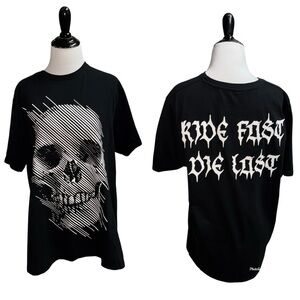 Seven Souls Men's L Large Crewneck T-Shirt Skull Print Black Ride East Die Last